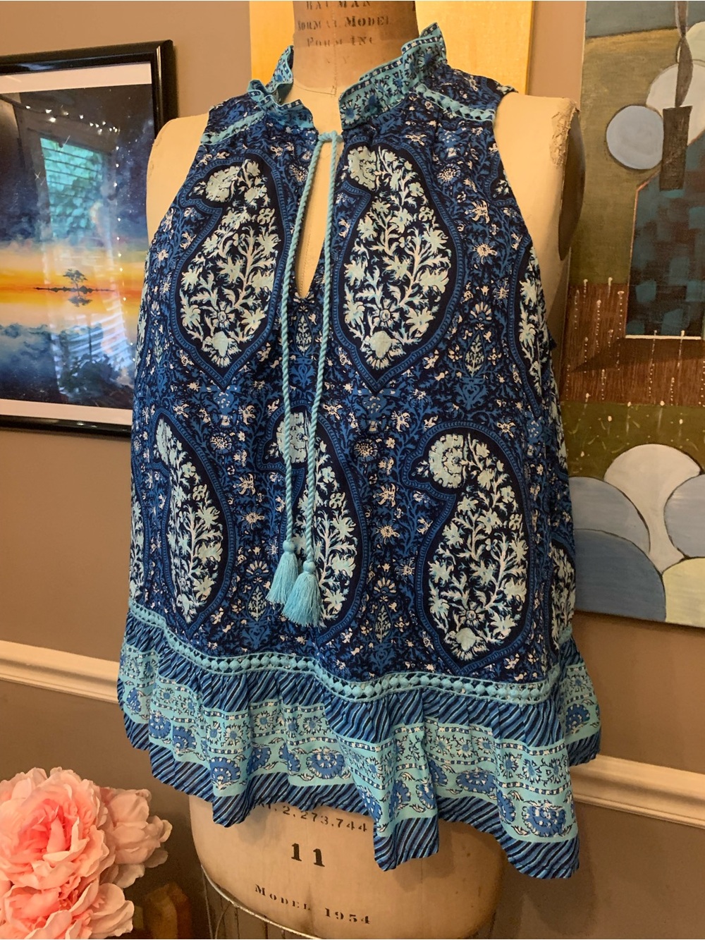 Crown & Ivy Bohemian Ruffle Tiered Paisley Tank Top Medium
